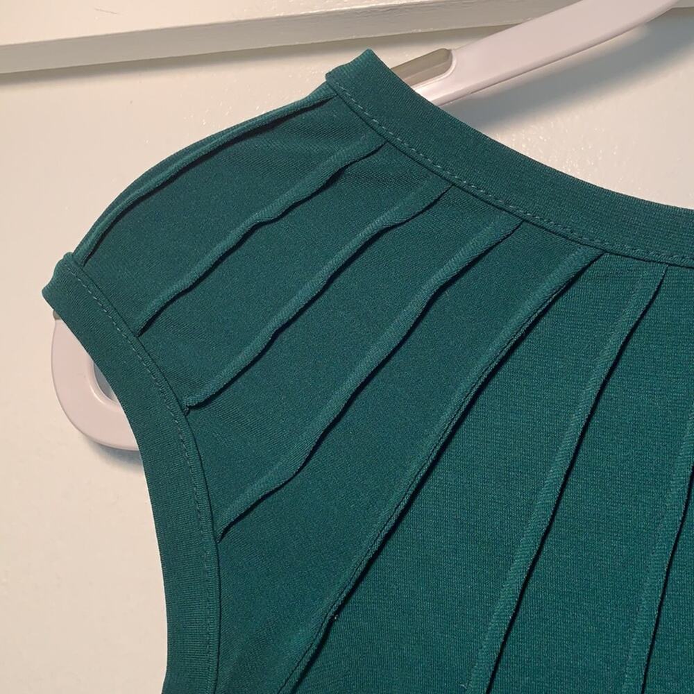 The Limited emerald green‎ top - Picture 2 of 6